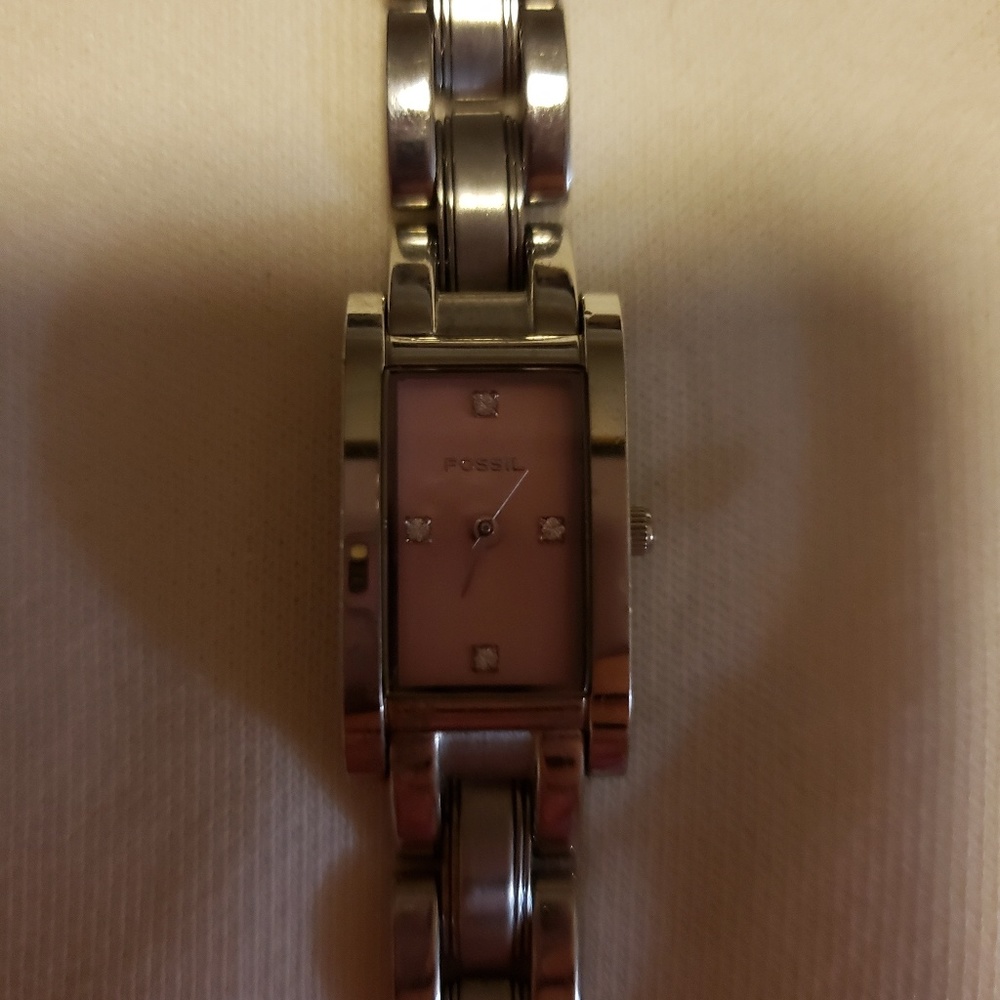 Watch - Picture 2 of 4